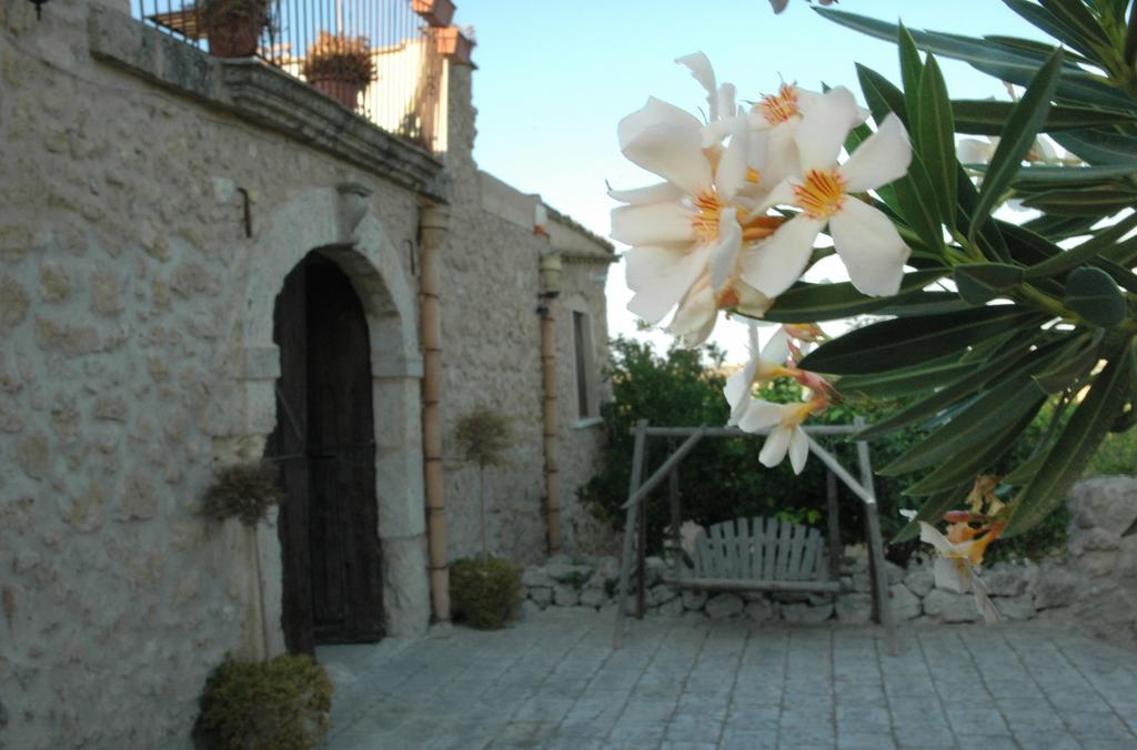 Agriturismo Baglio San Nicola Naro Esterno foto